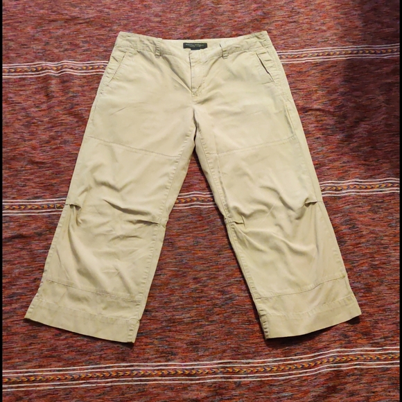 Banana Republic, tan, capris - Picture 2 of 6